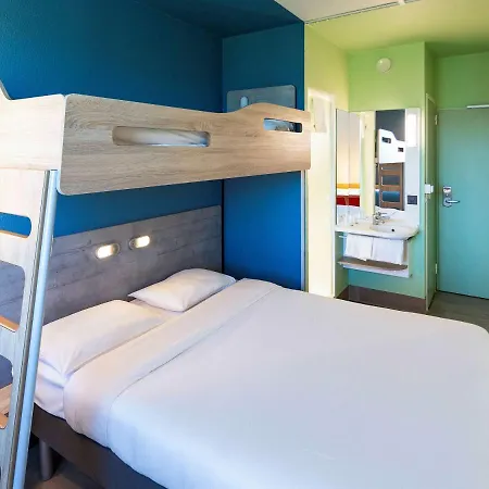 Ibis Budget Geneve Aeroport Vernier Exterior photo